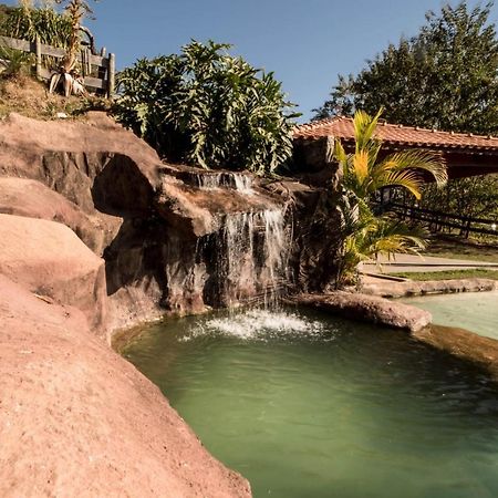 Casa de campo com cachoeira artificial Sao Lourenco (Minas Gerais) Exterior foto